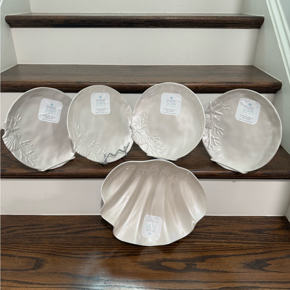 SIGRID OLSEN WHITE IRIDESCENT SALAD PLATES/CLAM SERVING BOWL SET OF 5